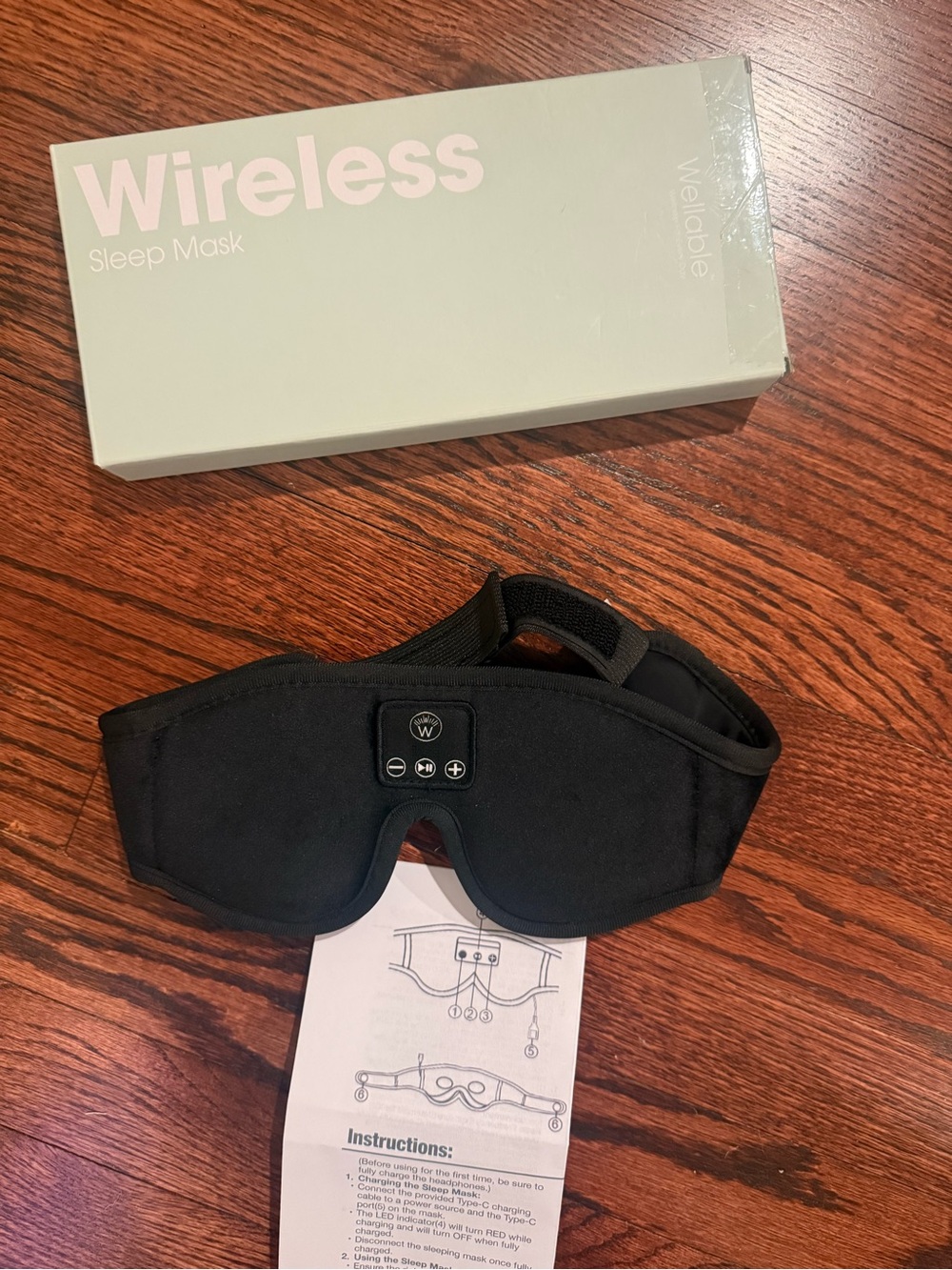 Wireless Black Sleep Mask with Built-in Controls